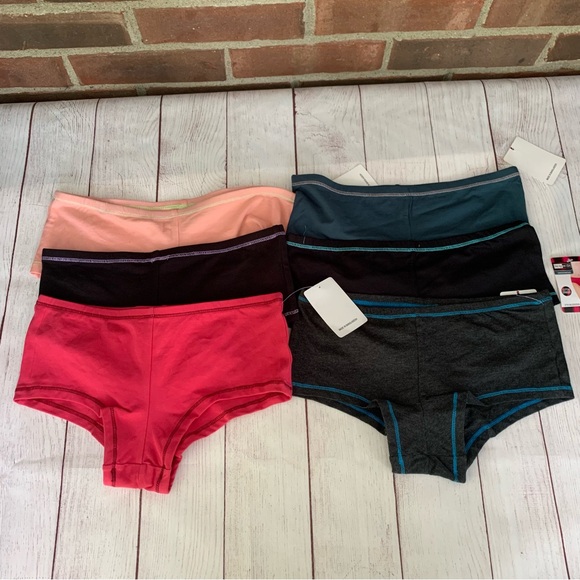 Lot Of 6 Pairs Of Women’s Underwear Assorted Colors Women’s Small Regular NEW - Picture 4 of 7